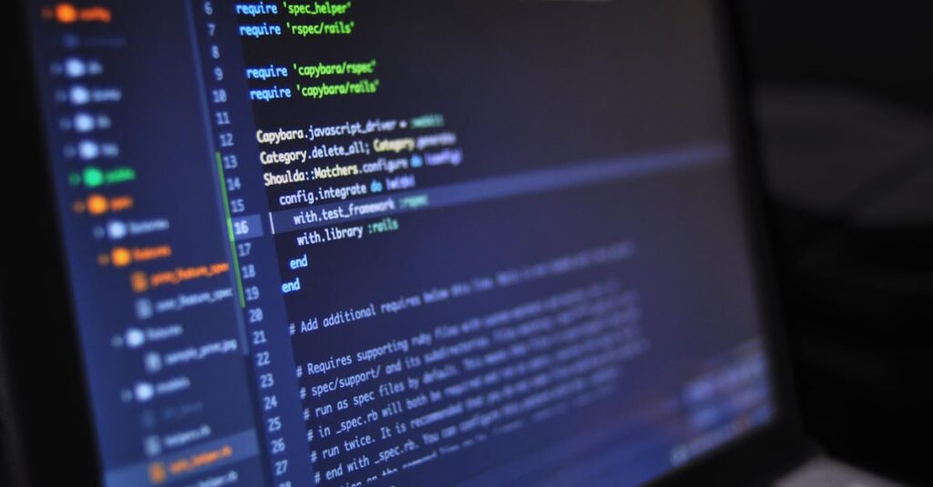 alt_text: Nowoczesne urządzenia technologiczne z futurystycznym designem w biurze.