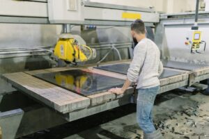 Read more about the article Odpowiedzialność materialna pracownika: granice i dowody