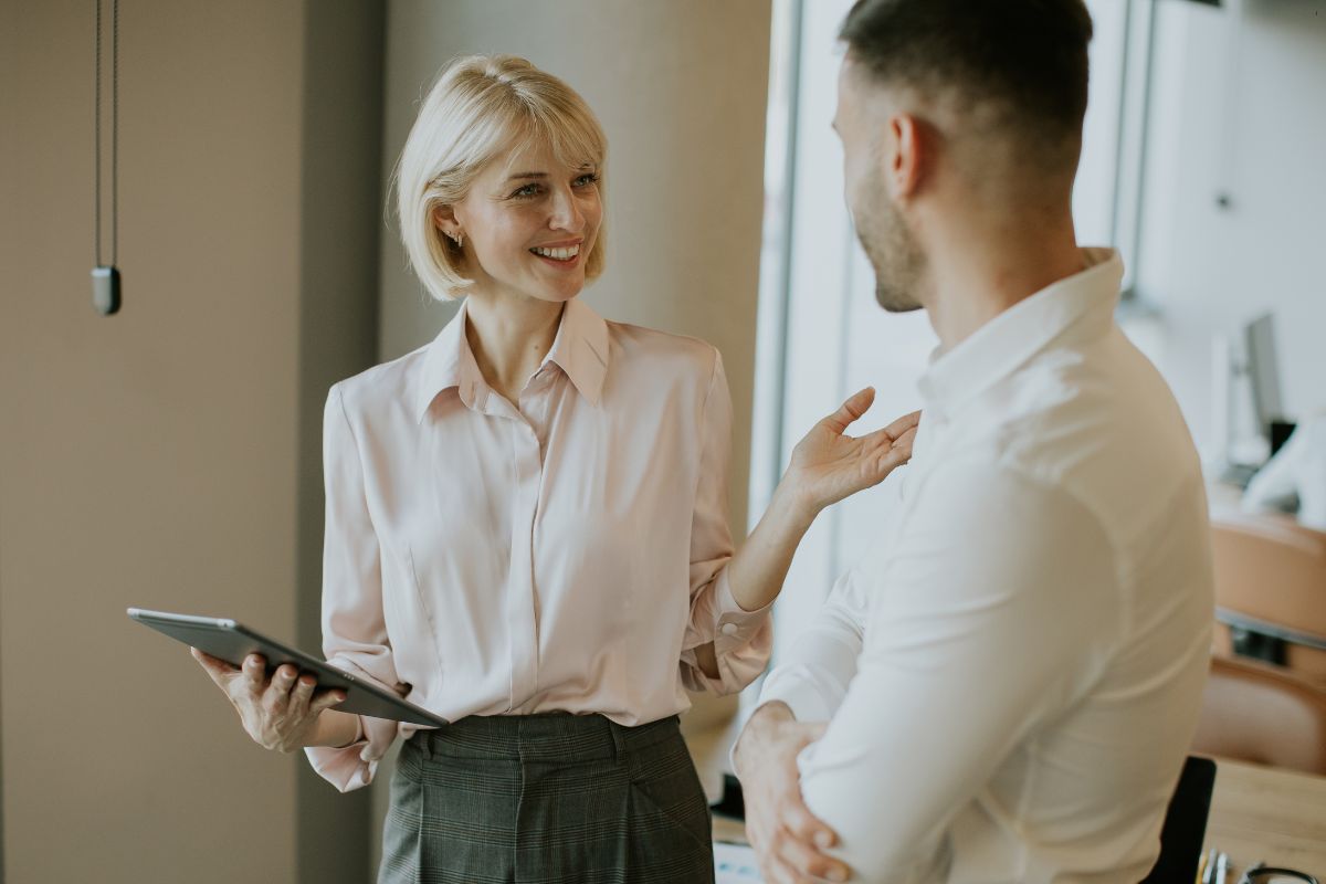 Read more about the article Klauzula o zakazie konkurencji: zapisy i odszkodowanie