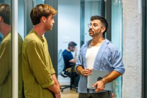 Read more about the article Wypowiedzenie umowy: terminy i forma krok po kroku