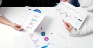 Read more about the article Inwestor: Osoba lub instytucja angażująca kapitał w przedsięwzięcie