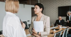 Read more about the article Ład korporacyjny: Zasady zarządzania i kontroli w firmie