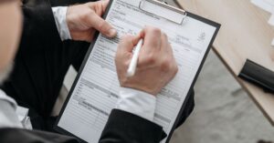 Read more about the article Licencja: Prawo do korzystania z określonych technologii lub treści