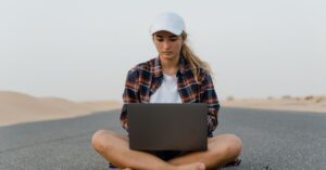 Read more about the article Freelancer: Samodzielny specjalista wykonujący zlecenia